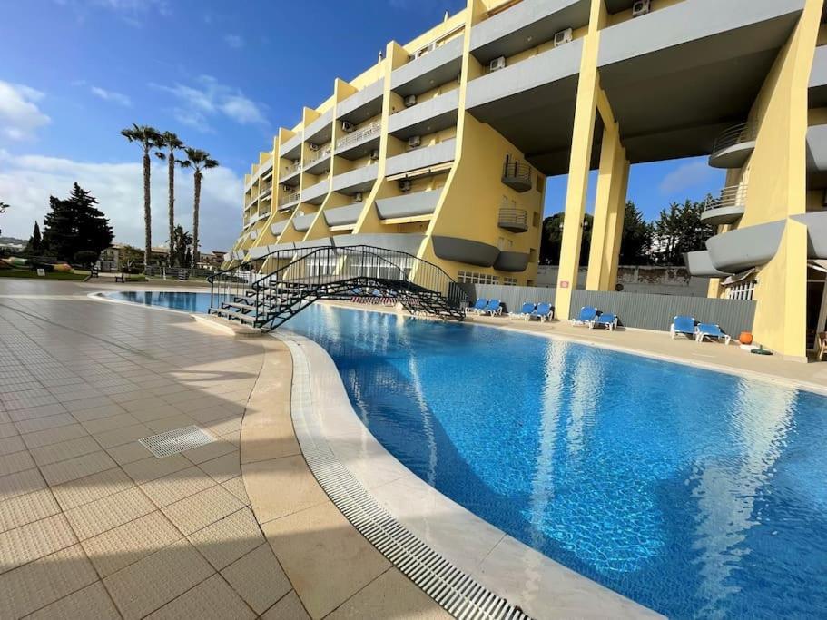 Lagos-Piscine Et Mer- Condominio Do Mar Bagian luar foto